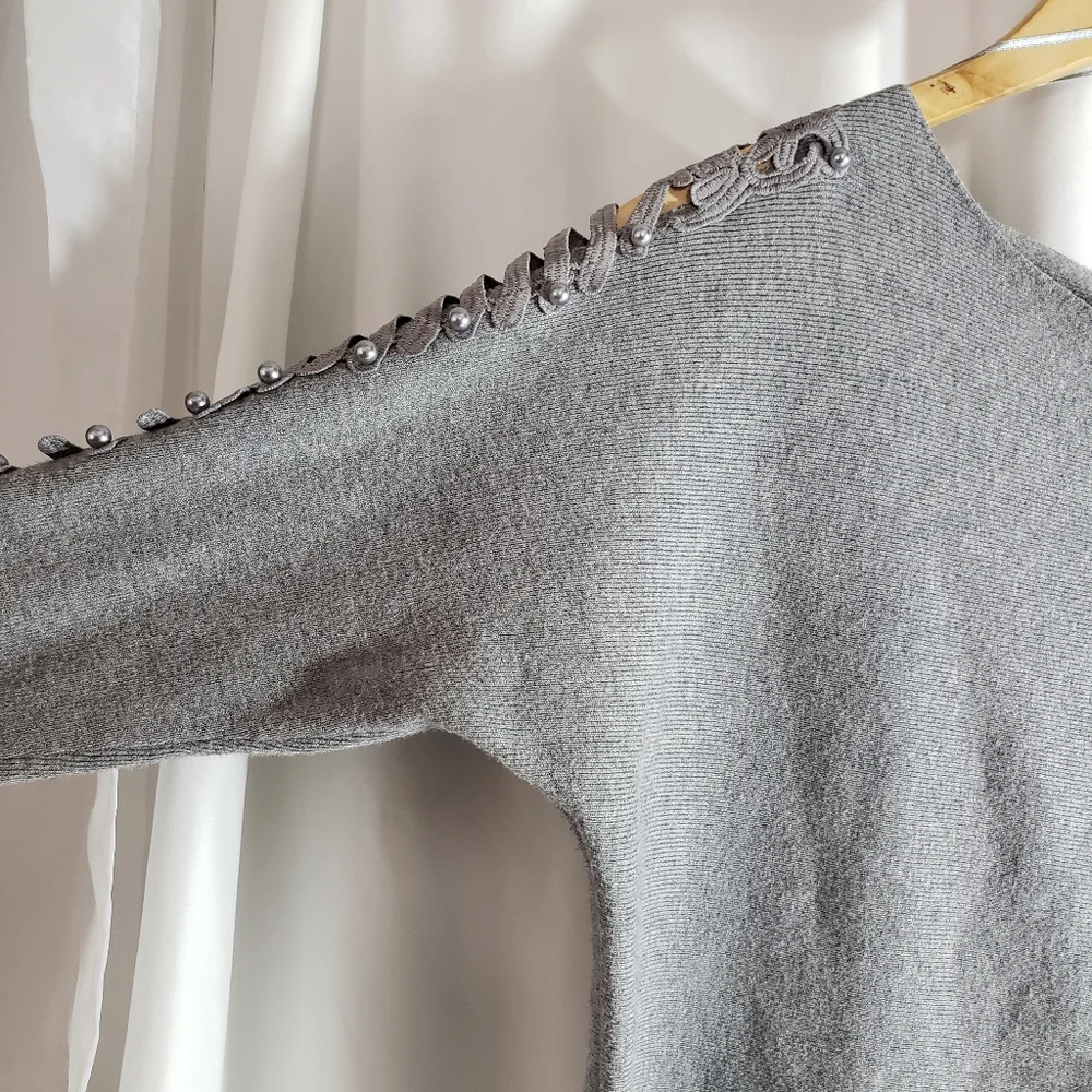 Anthro Ember Gray Sweater with Embroidered Cut Outs & Pearls Sleeve - Picture 9 of 12
